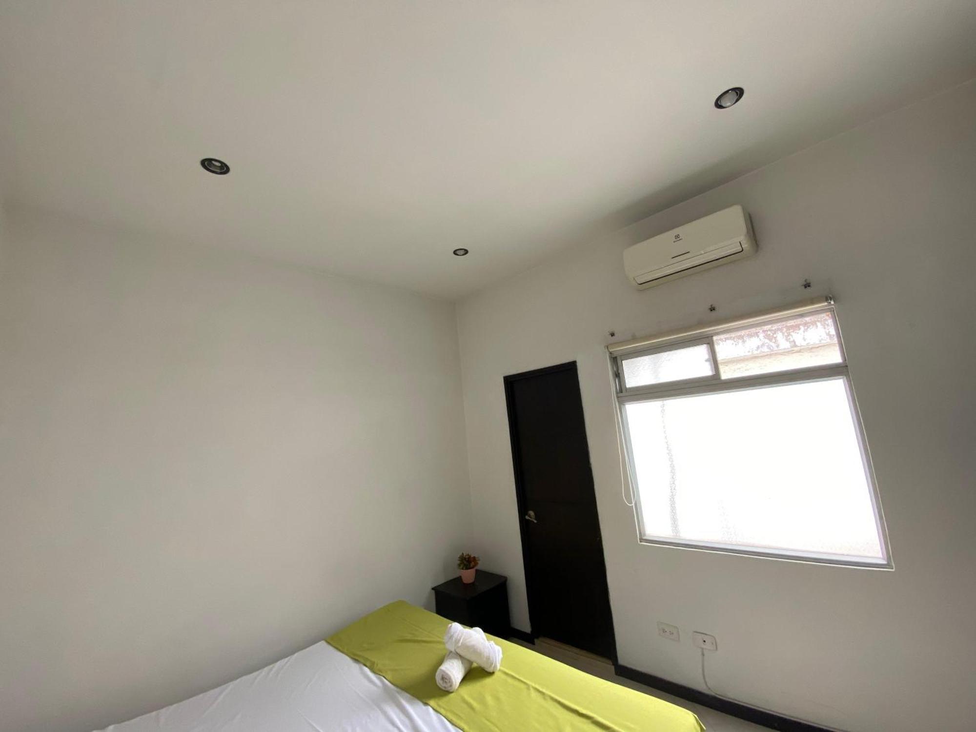 Apartaestudios Laureles Medellin Medellín Exterior foto
